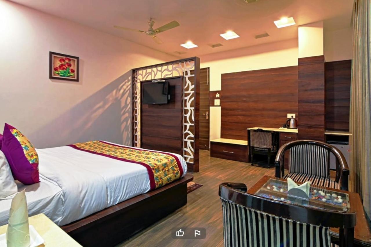 Hotel Royals Grand Galaxy Amritsar Eksteriør bilde